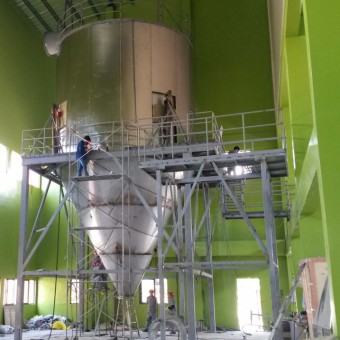 LT型热敏性离心喷雾干燥设备